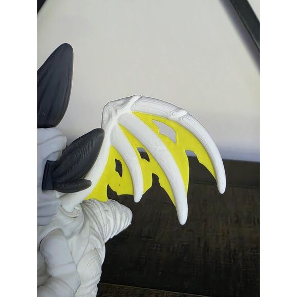 Tutankiss the Mummy Dragon 3d Figure with Base - Picture 7 of 8